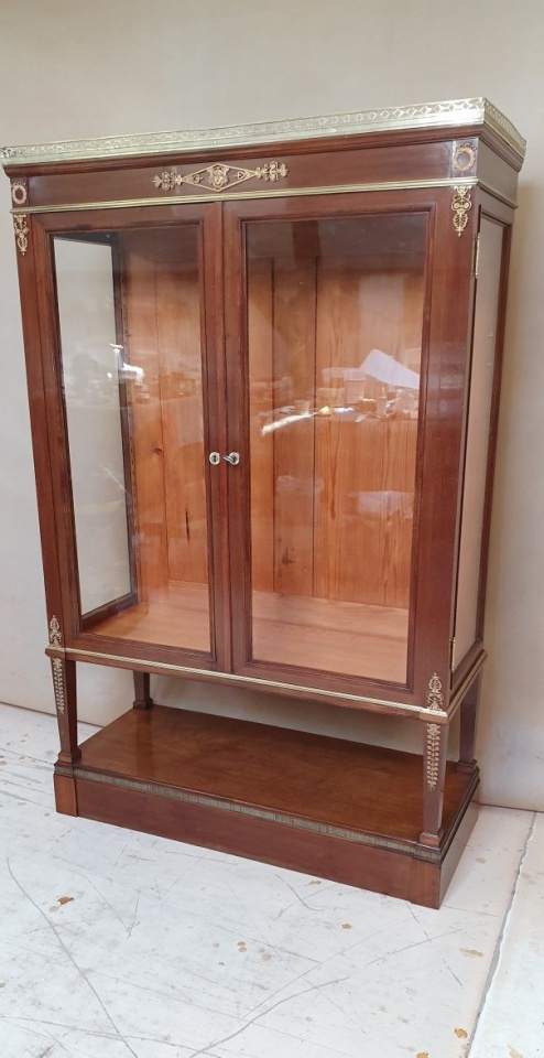 meble antyczne, renowacja mebli