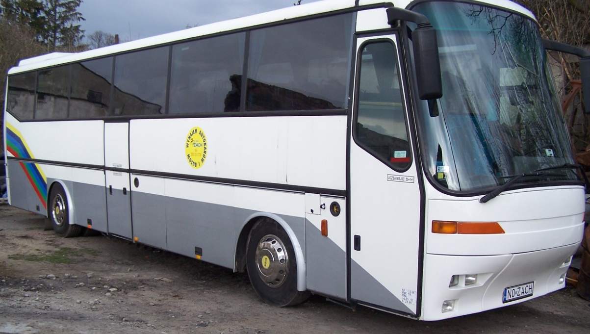 przewozy osób autokarami
