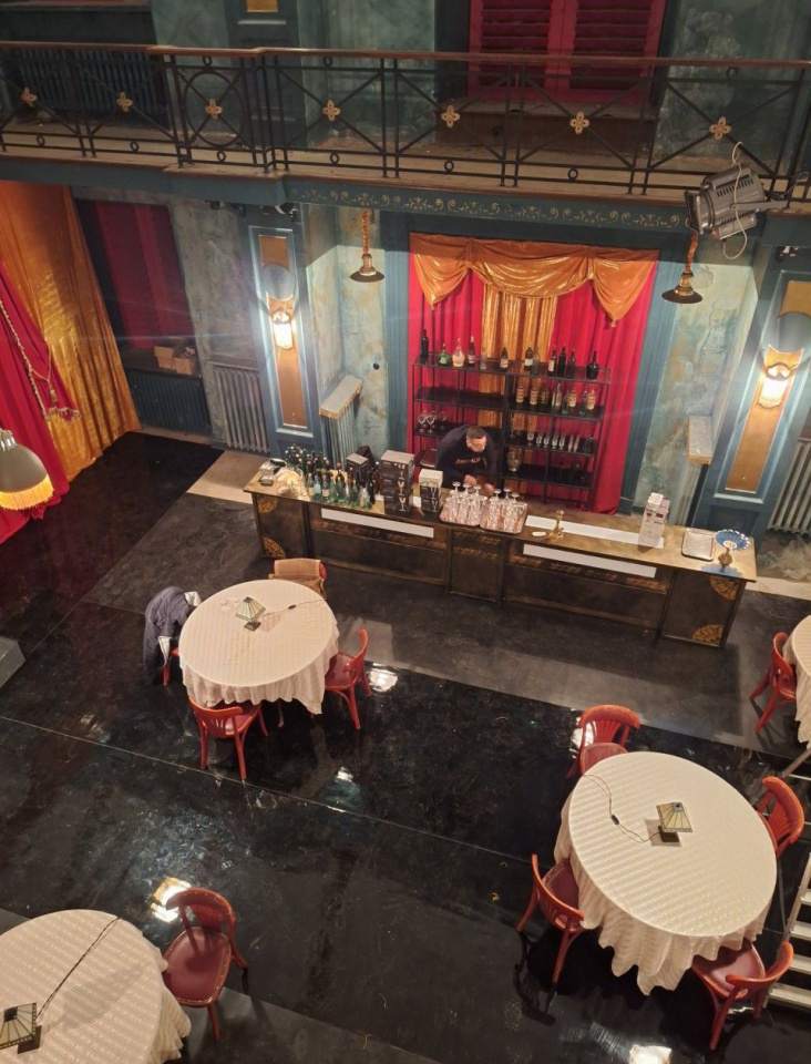 usługi elektryczne - scenografia