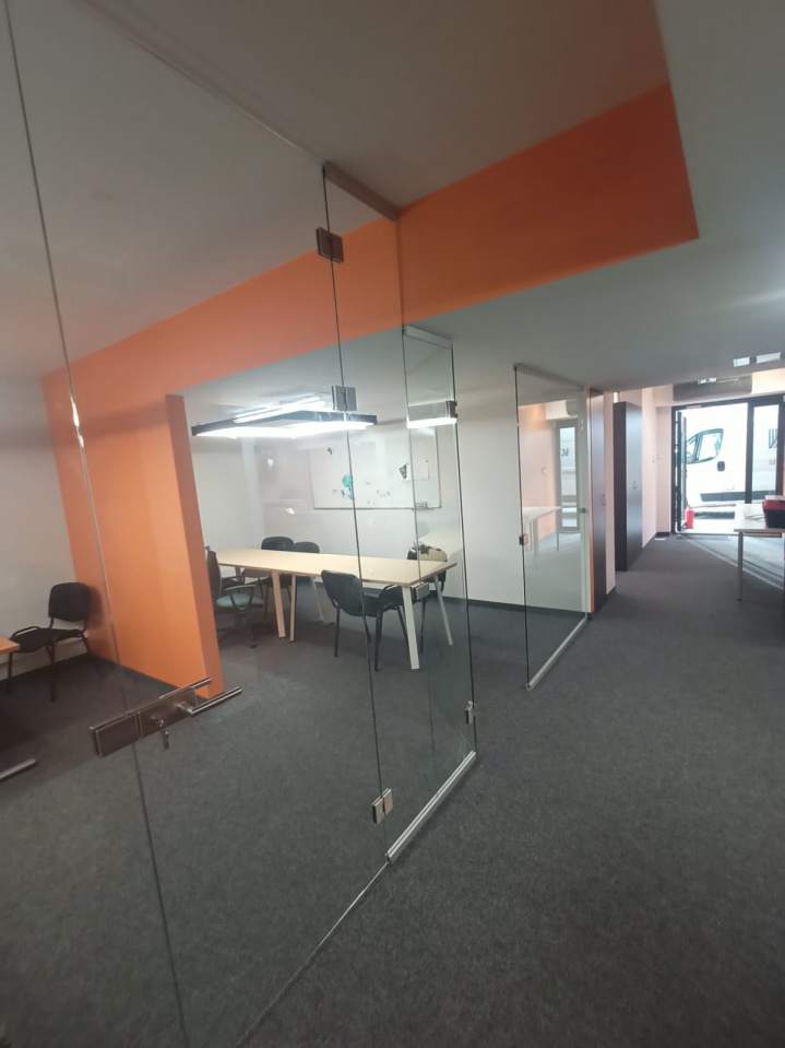 przeszklenia do firm