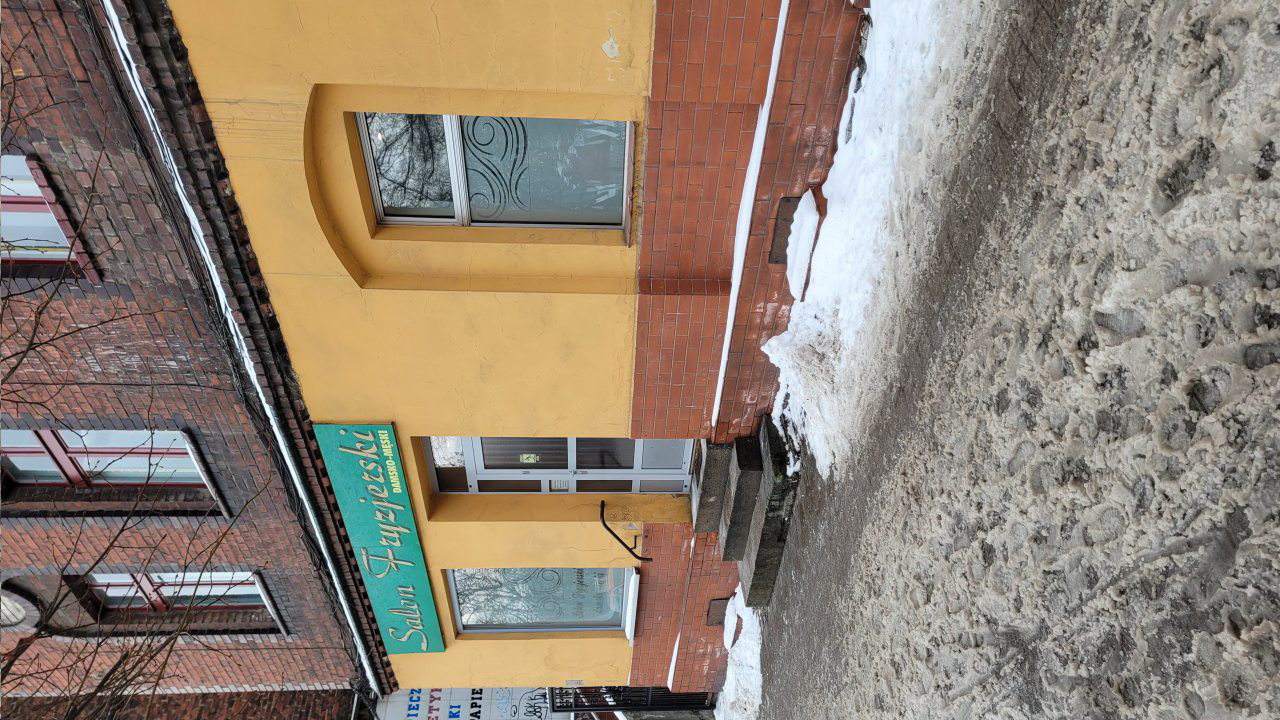budynek salonu fryzjerskiego
