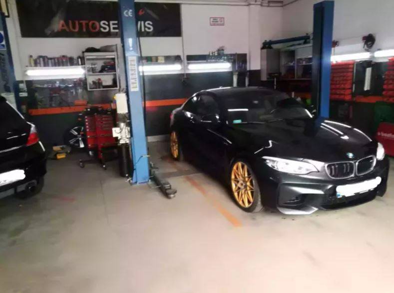 warsztat samochodowy