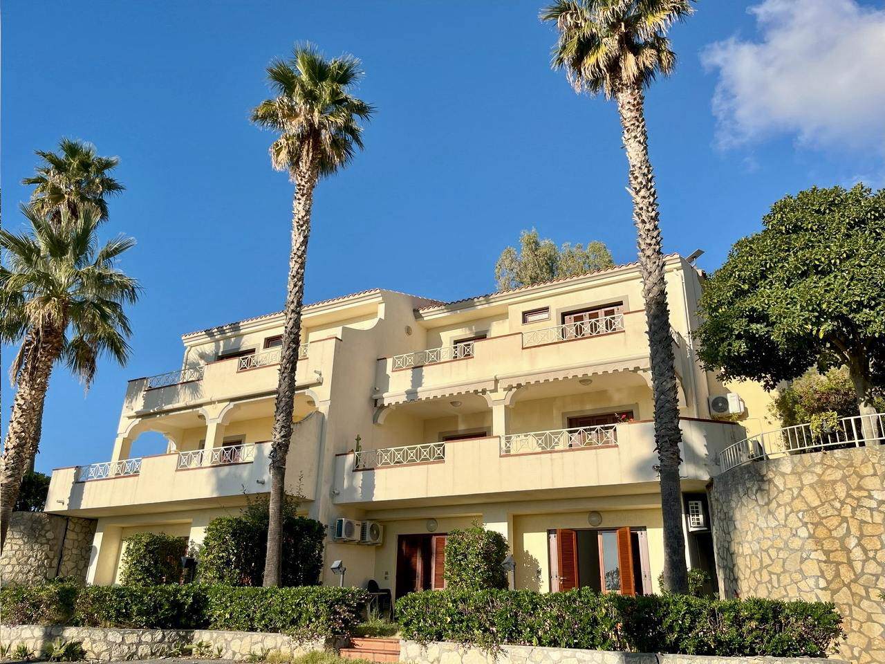 domy z basenem w kalabrii