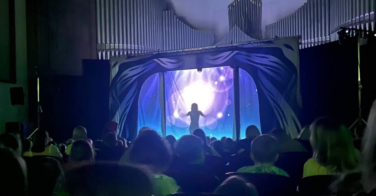 Niepubliczna Szkoła Podstawowa Kropka