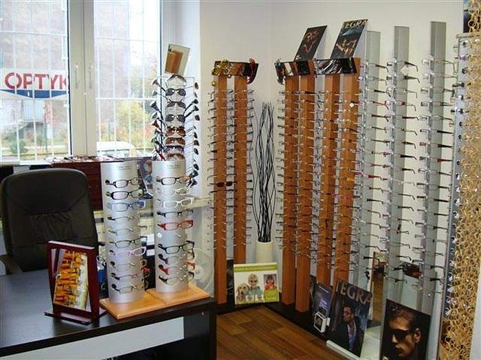 optyk, okulary, soczewki, akcesoria do okularów, okulary korekcyjne, okulary do komputera