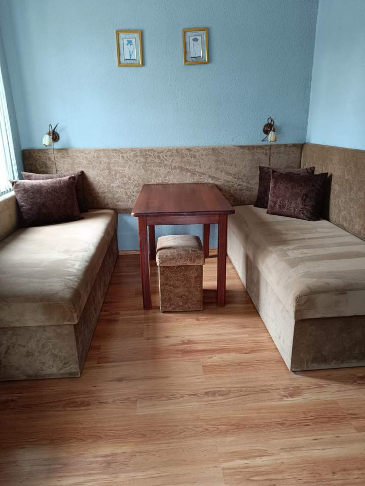 tapicerowanie kanapy