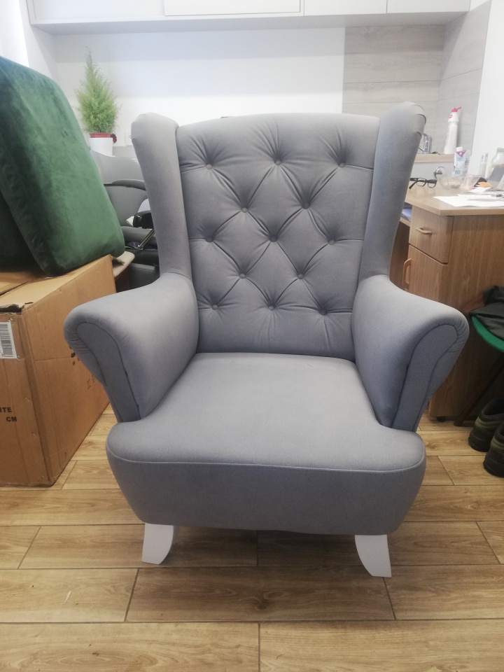 renowacja tapicerki samochodowej