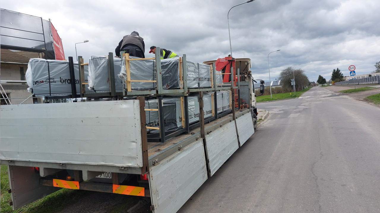 transport materiałów budowlanych