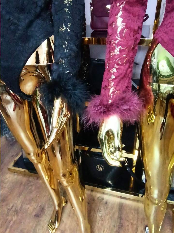 moda damska, butik z odzieżą damską, sklep odzieżowy