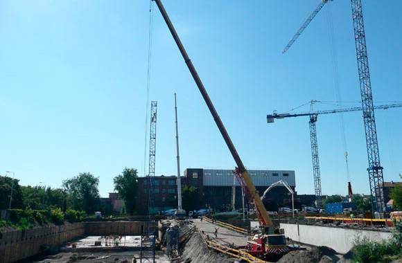 dźwigi samojezdne, dźwigi sprzedaż, sprzedaż dźwigów, wynajem podnośników