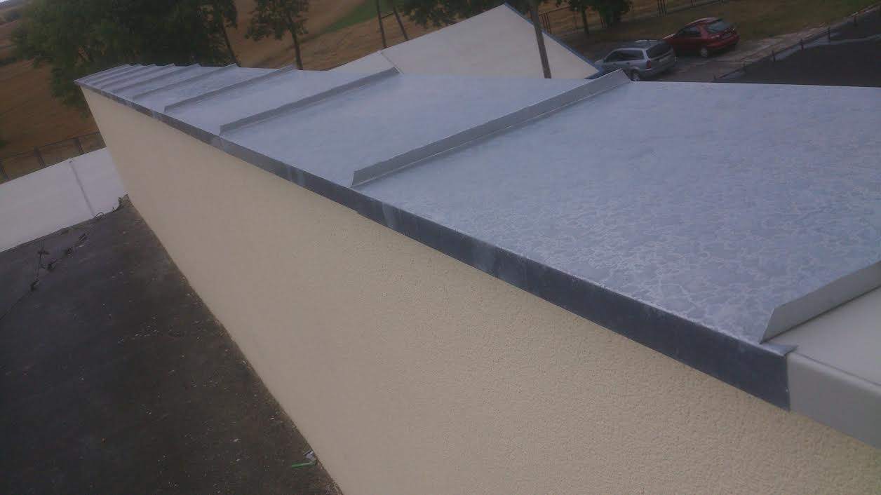 dekarstwo, pokrycia dachowe, dachówka, blacho-dachówka, dachy, papa, blacharka budowlana, podbitka