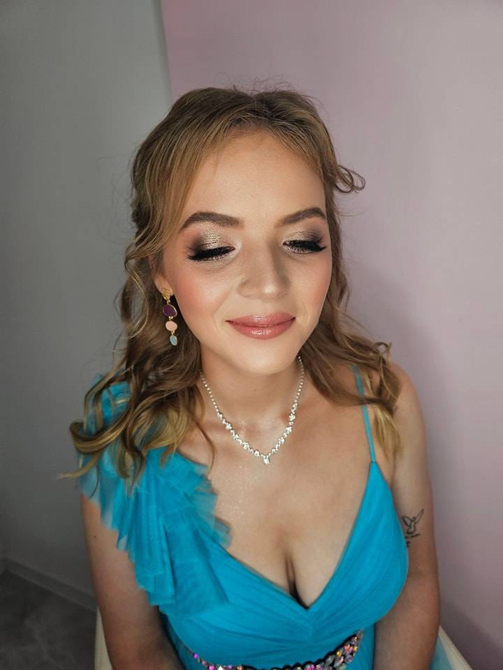 makijaż, makijażystka, zabiegi kosmetyczne