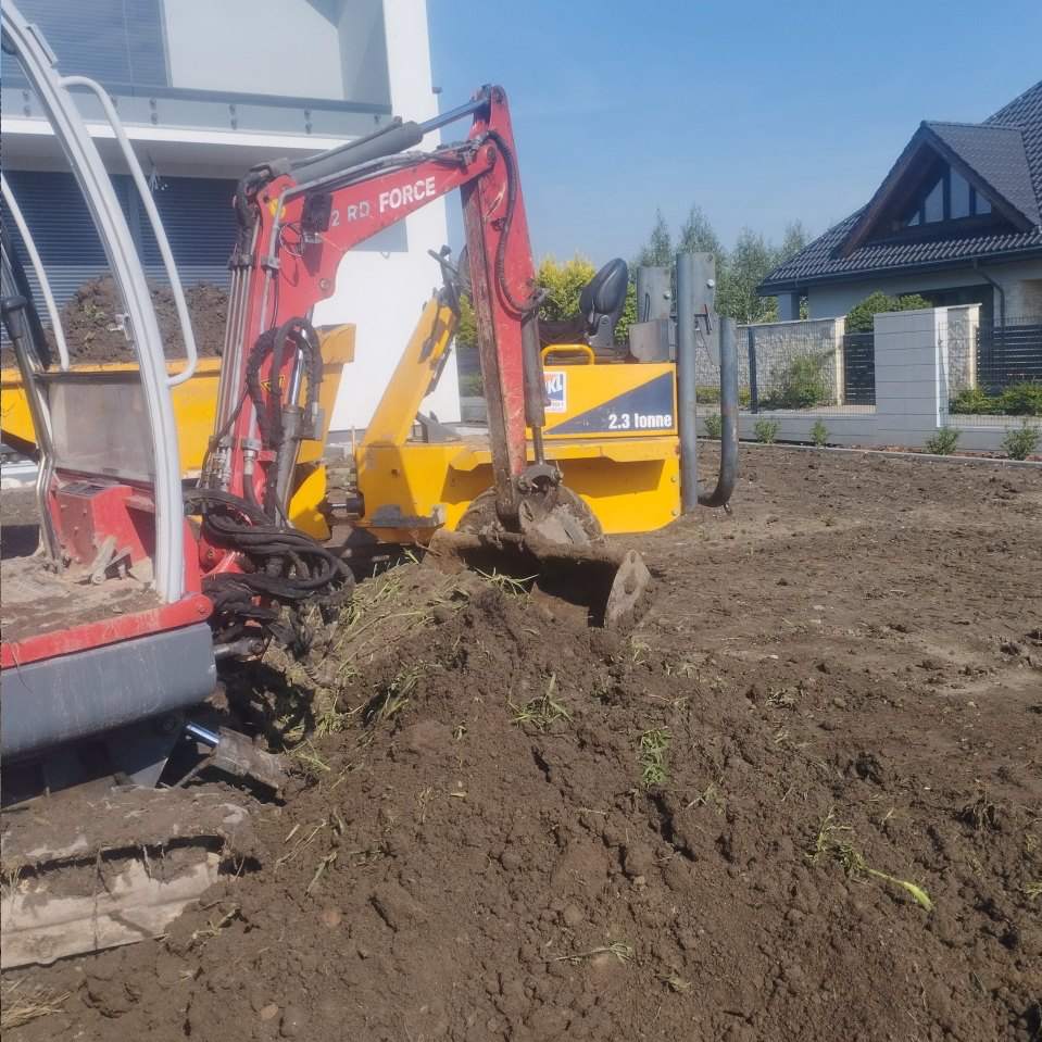 niwelacja terenu, rekultywacja, roboty ziemne