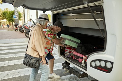 Przewóz osób autokarem