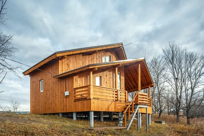 całoroczny dom z drewna