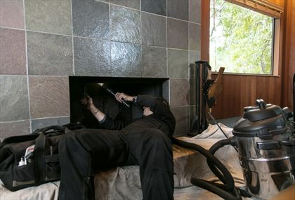 Czyszczenie przewodów kominowych