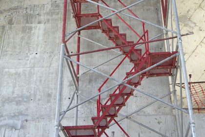 schody stalowe malowane