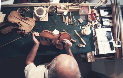 Korekta i Naprawa Instrumentów Smyczkowych