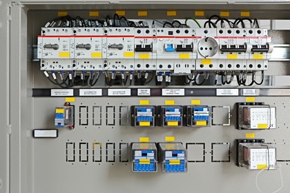 instalacje elektryczne