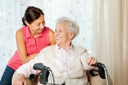 opieka dla seniorów