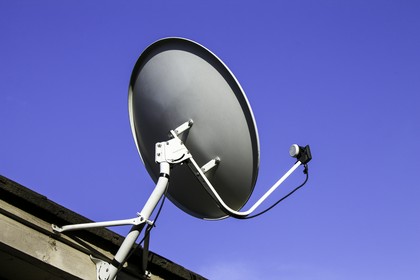 montaż anten satelitarnych