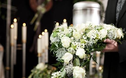 Wieńce i wiązanki pogrzebowe