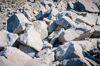 kamień sortowany o uziarnieniu ciężkim kat. HMB