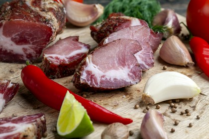 Schab surowo wędzony