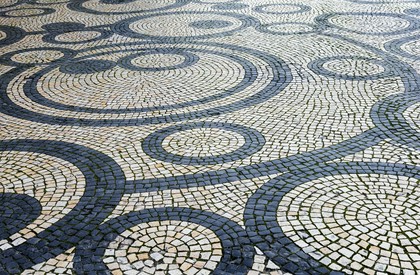 artystyczne układanie kostki brukowej
