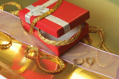 biżuteria na urodziny