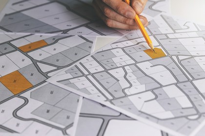 wykonuje mapy do celów projektowych