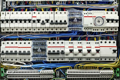 instalacje elektryczne