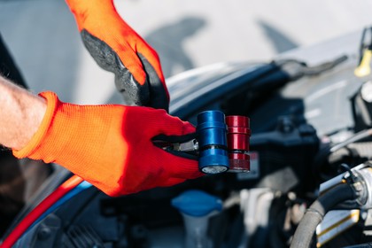 serwis klimatyzacji samochodowej