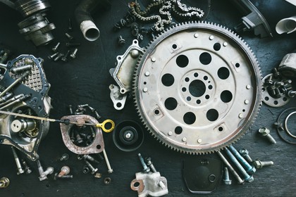 część samochodowa mechaniczna
