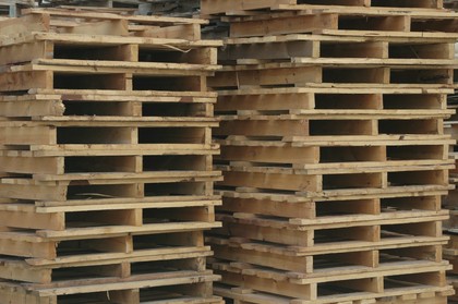 Palety drewniane