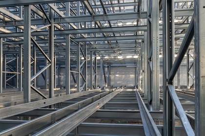 stalowe hale magazynowe