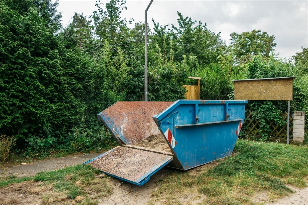 Wynajem kontenerów na gruz